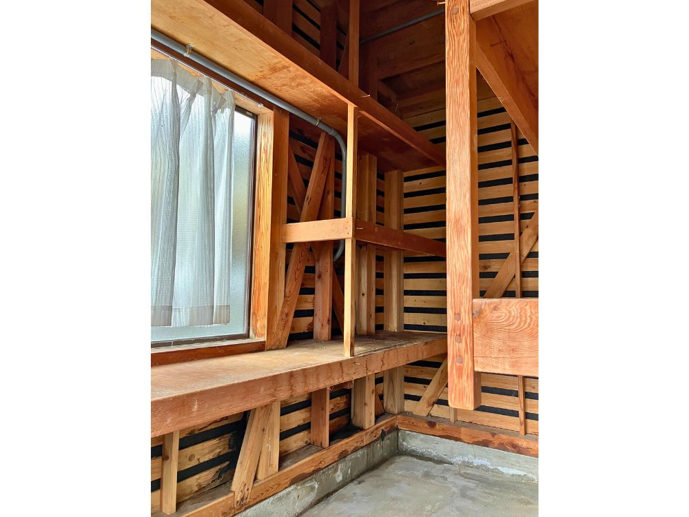 里方町中古住宅土間収納